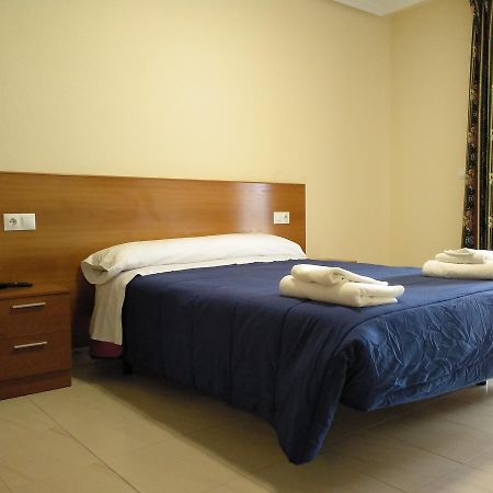 Hostal Orly Camponaraya Exterior foto